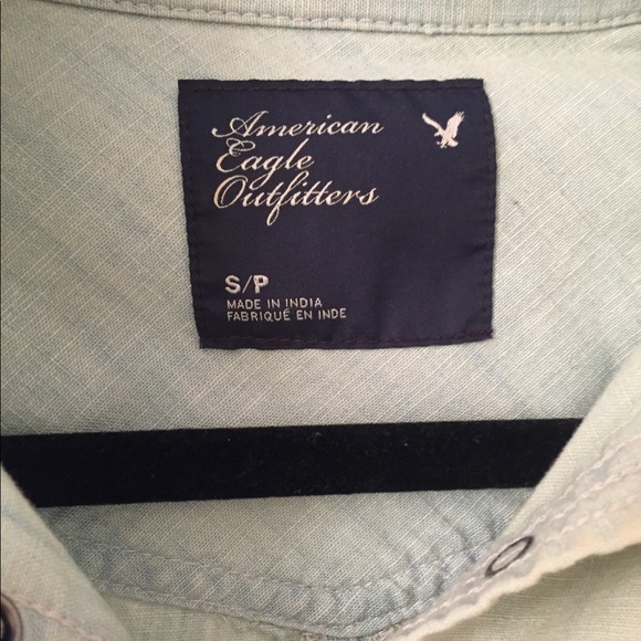 Button up - Picture 2 of 4